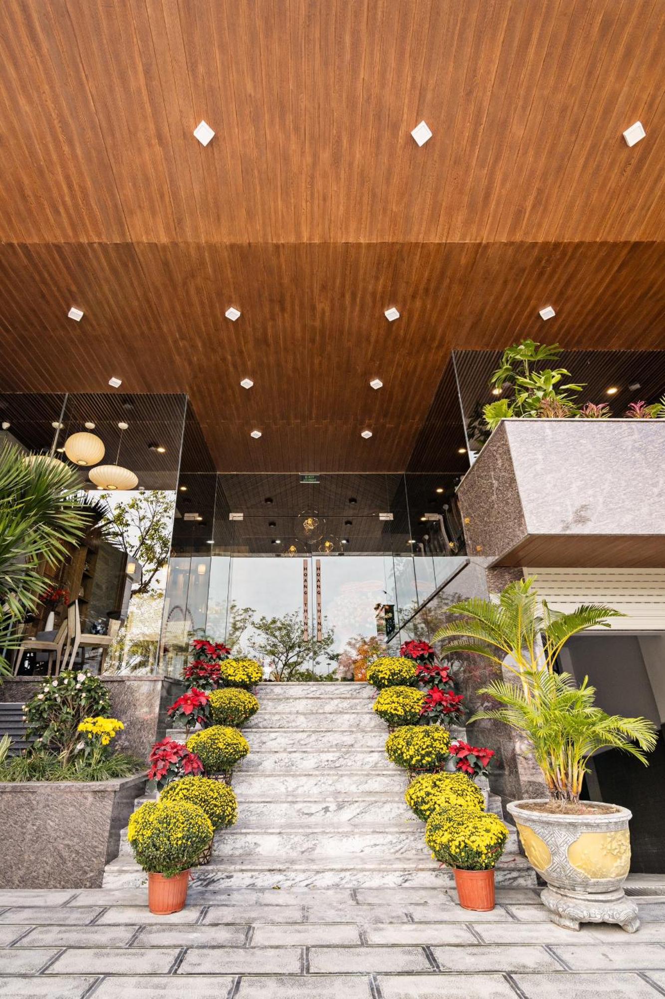 Hoang Thinh Hotel & Apartment Danang Exterior photo